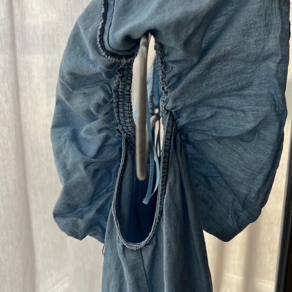 NEW!! Off shoulder MANGO top with a ruffle - Picture 10 of 11